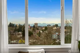 908 N 46th St, Seattle, WA 98103 - Photo 9