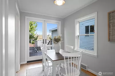 5232 38th Avenue NE, Seattle, WA 98105 - Photo 11