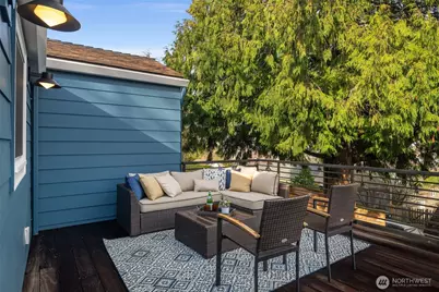 5232 38th Avenue NE, Seattle, WA 98105 - Photo 13