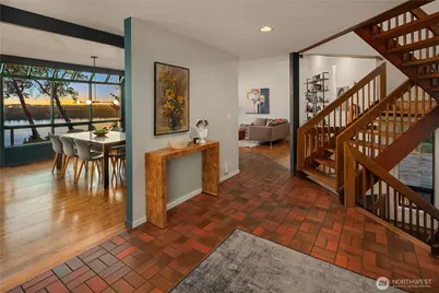 7515 SE 76th Street, Seattle, WA 98040 - Photo 5