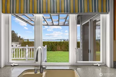 30 Chatham Place, Camano Island, WA 98282 - Photo 7