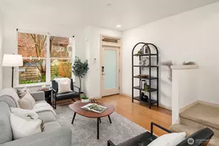 1139 Bradner Pl S, Seattle, WA 98144 - Photo 3