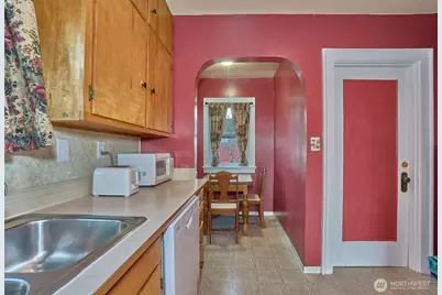 403 Alabama Street, Bellingham, WA 98225 - Photo 7