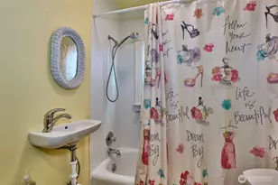 403 Alabama St, Bellingham, WA 98225 - Photo 11