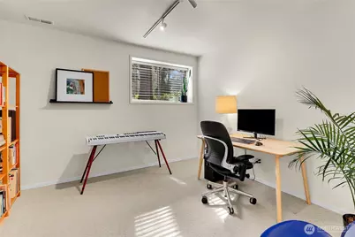 19616 44th Place NE, Lake Forest Park, WA 98115 - Photo 21