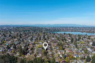 421 NE 60th St, Seattle, WA 98115 - Photo 37