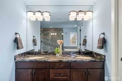 421 NE 60th Street, Seattle, WA 98115 - Photo 25