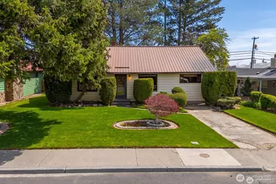 1134 SW C Street, Ephrata, WA 98823 - Photo 1