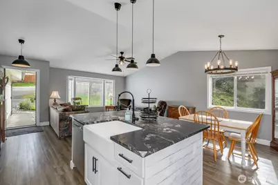 8618 74th Drive NE, Marysville, WA 98270 - Photo 7