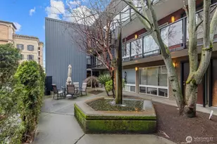 752 Bellevue Ave E, Seattle, WA 98102 - Photo 15