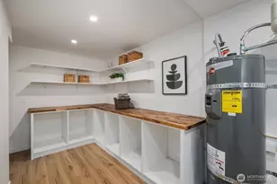 3232 26th Ave W, Seattle, WA 98199 - Photo 23