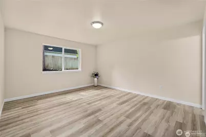 17911 Clearland Boulevard SE, Yelm, WA 98597 - Photo 11