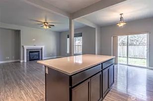 917 NE Burton Ray Street NE, Lacey, WA 98516 - Photo 9