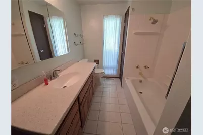 4725 272nd Avenue NE, Redmond, WA 98053 - Photo 17