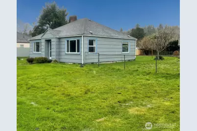 405 Willapa Avenue, South Bend, WA 98586 - Photo 3