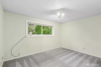 18930 66th Place W, Lynnwood, WA 98036 - Photo 13