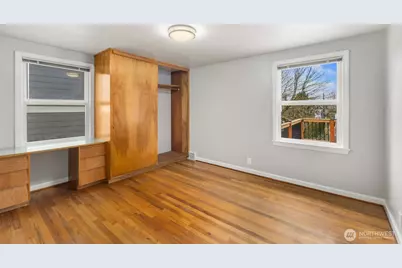 4731 49th Avenue NE, Seattle, WA 98105 - Photo 17