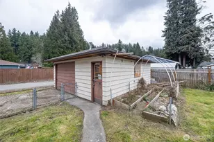 502 N Oak St, Burlington, WA 98233 - Photo 33