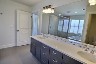 745 N 101st St, Seattle, WA 98133 - Photo 19