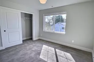 745 N 101st St, Seattle, WA 98133 - Photo 25