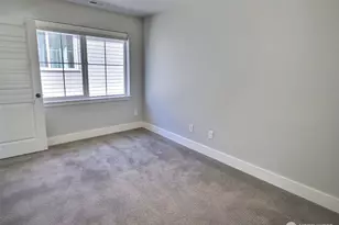 745 N 101st St, Seattle, WA 98133 - Photo 29