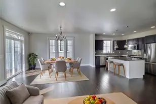 745 N 101st St, Seattle, WA 98133 - Photo 5