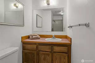 2068 Pine Wood Way, Oak Harbor, WA 98277 - Photo 23