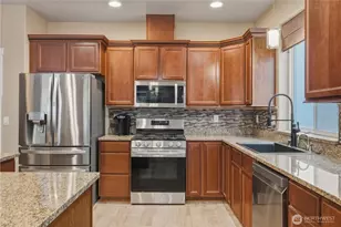 4220 Stonecrest Ct, Bellingham, WA 98226 - Photo 13