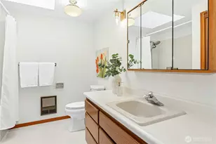 10235 Battle Point Dr NE, Bainbridge Island, WA 98110 - Photo 19