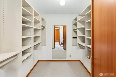 10235 Battle Point Drive NE, Bainbridge Island, WA 98110 - Photo 17