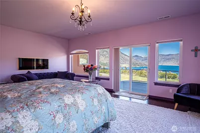 555 Loop Avenue, Manson, WA 98831 - Photo 19