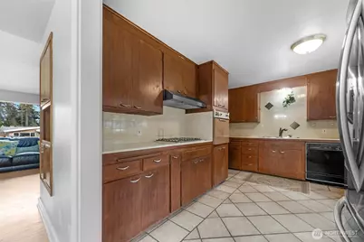 146 NE 165th Street, Shoreline, WA 98155 - Photo 11