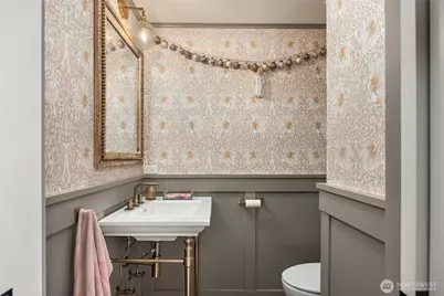 12960 Sunrise Drive NE, Bainbridge Island, WA 98110 - Photo 33