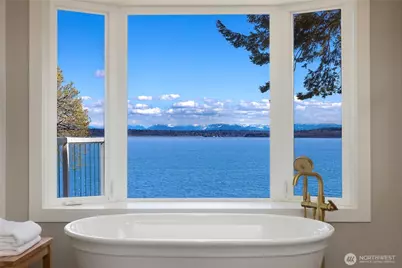 12960 Sunrise Drive NE, Bainbridge Island, WA 98110 - Photo 21