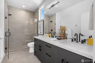 6727 Carlton Ave S, Seattle, WA 98108 - Photo 21