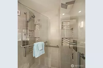 635 Kalmia Ct NW, Issaquah, WA 98027 - Photo 29