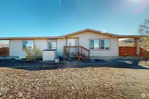 32 Valley View Dr, Tonasket, WA 98855 - Photo 5