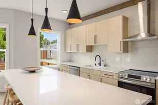 2302 E Pike St, Seattle, WA 98122 - Photo 5