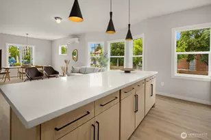 2302 E Pike St, Seattle, WA 98122 - Photo 15