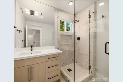 2302 E Pike Street, Seattle, WA 98122 - Photo 29