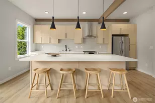 2302 E Pike St, Seattle, WA 98122 - Photo 3