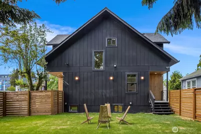 2302 E Pike Street, Seattle, WA 98122 - Photo 37