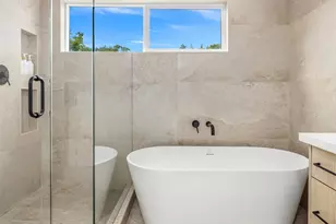 2302 E Pike St, Seattle, WA 98122 - Photo 23