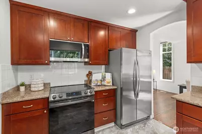 3930 Pacific Place, Mukilteo, WA 98275 - Photo 13