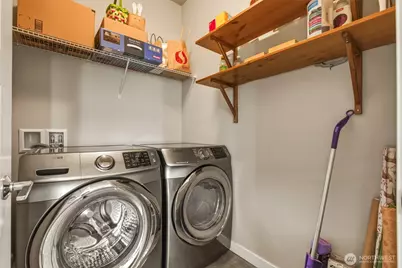 10429 7th Avenue SW, Seattle, WA 98146 - Photo 17