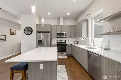 10429 7th Avenue SW, Seattle, WA 98146 - Photo 9