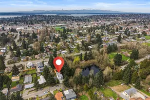 10429 7th Ave SW, Seattle, WA 98146 - Photo 3