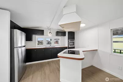 930 Mountain Villa Loop, Enumclaw, WA 98022 - Photo 3