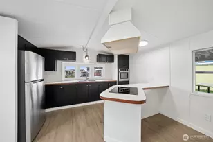 930 Mountain Villa Loop, Enumclaw, WA 98022 - Photo 3