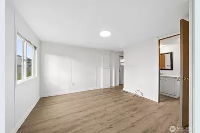 930 Mountain Villa Loop, Enumclaw, WA 98022 - Photo 7